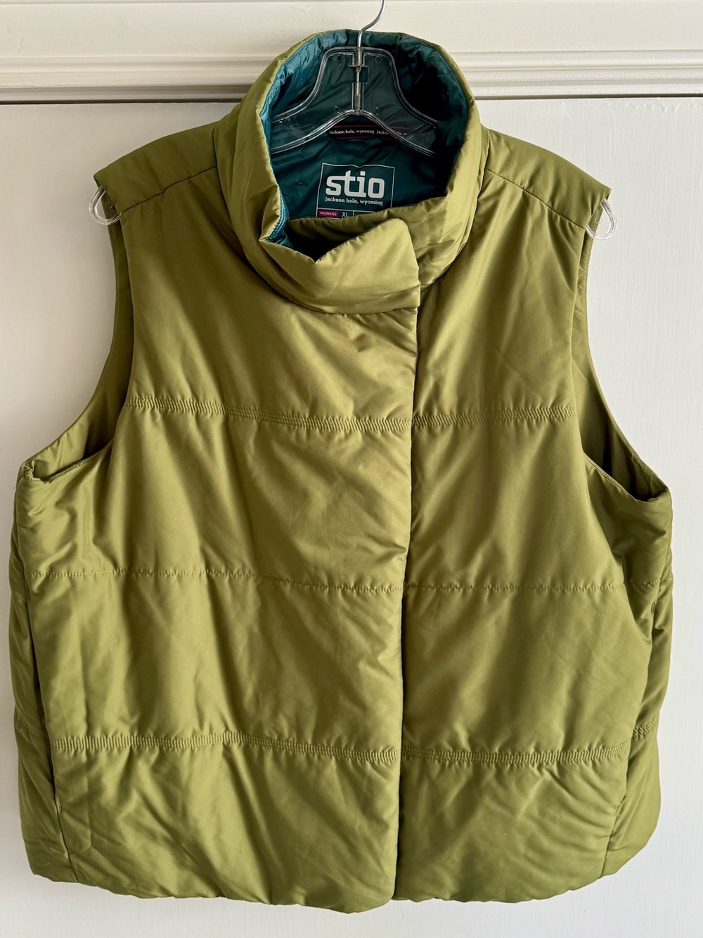 Stio Olive Quilted Insulated Vest